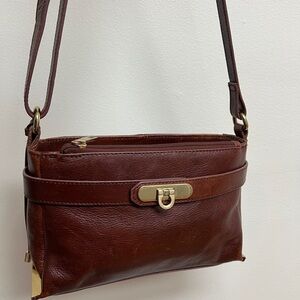 Wilson’s Leather Roma Shoulder Bag